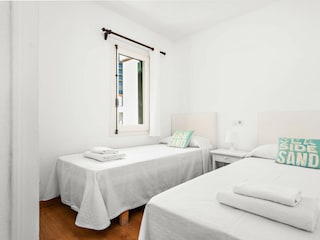 Apartment Arenal d'en Castell Features 14