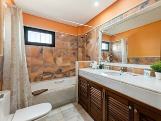 Villa Playa Blanca Features 24