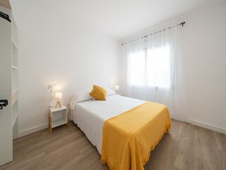 Apartment L'Escala Features 12