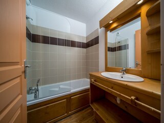 Apartment Uvernet-Fours Ausstattung 5