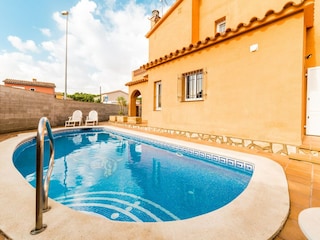 Villa L'Escala Buitenaudio-opname 5