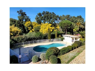Maison de vacances Saint-Raphael Enregistrement extérieur 4