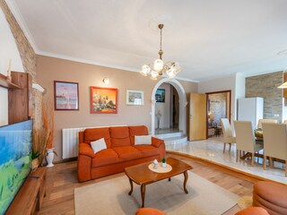 Entspannendes und komfortables Wohnzimmer.