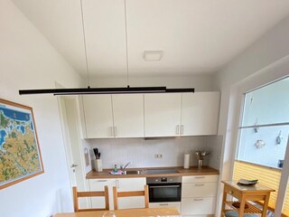 Küche mit Essbereich