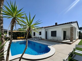 Villa L'Escala Buitenaudio-opname 7