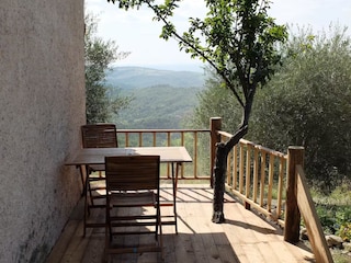 Relax sulla terrazza con vista sulla Val d'Orcia