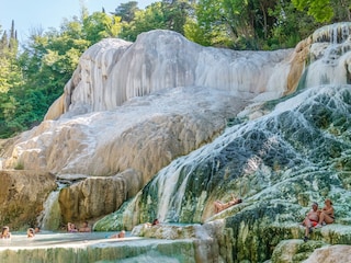 Rilassarsi nelle sorgenti termali naturali di San F