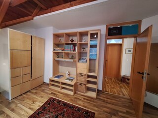 Schlafzimmer 1 - Kleiderschrank