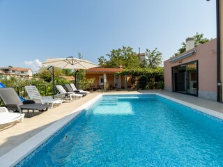 Cottage Nedescina Außenaufnahme 1