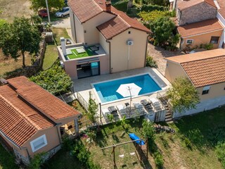 Cottage Nedescina Außenaufnahme 4