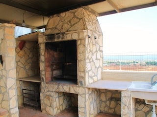 GRILL