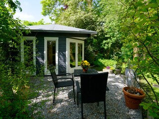 Saunahäuschen mit lauschiger Terrasse