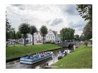 Grachtenfahrt in Friedrichstadt