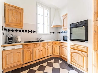 Apartment Bordeaux  2