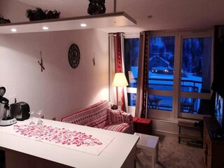 Apartment Isola Features 12