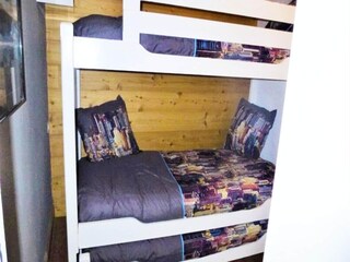 Apartment Isola Features 8