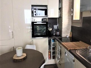 Apartment Isola Features 5