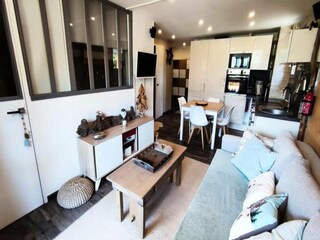 Apartment Isola Features 8