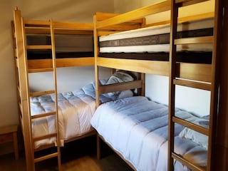 Apartment Ambrugeat  15