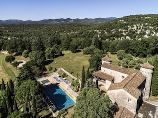 Apartment Berrias-et-Casteljau  4