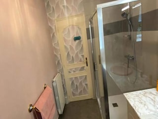 Apartment Chasteaux  24