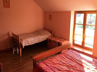 Apartment Momignies  12