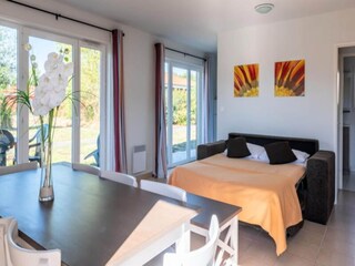 Apartment Parentis  16