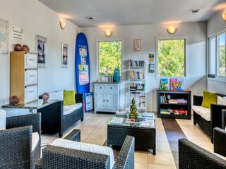 Apartment Parentis  14