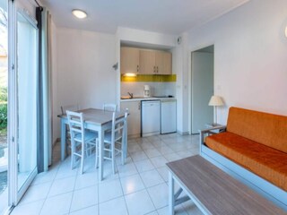 Apartment Parentis  7