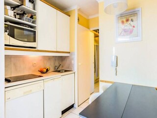 Apartment Cannes Features 20