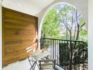 Apartment Gréasque  19