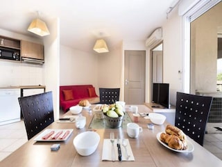 Apartment Gréasque  5