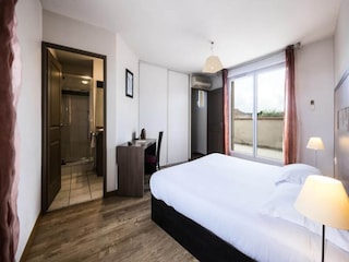 Apartment Gréasque  25
