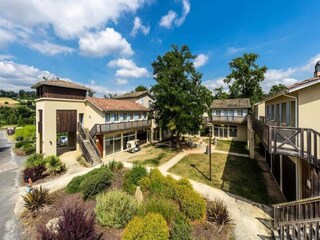 Apartment Mézin  3