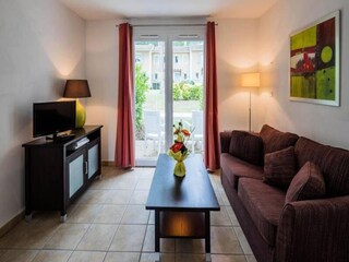 Apartment Mézin  5