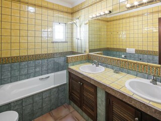Terraced house Caramujeira Features 12
