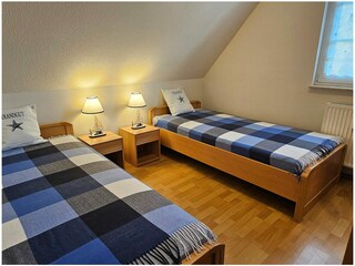 Eiche1punkt3  - Kinderzimmer