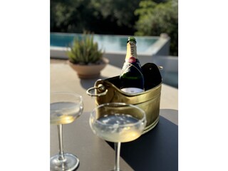 Champagne delight by the pool