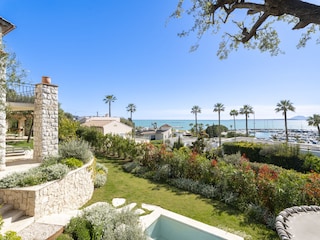 Villa Antibes Outdoor Recording 7