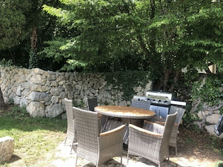 BARBECUE AREA