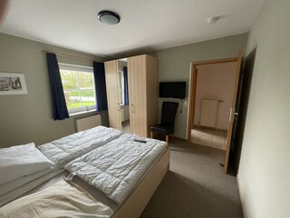 1. Schlafzimmer