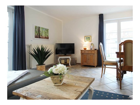 Ferienwohnung Ostseeinsel - Urlaub mit Strandkorb und Rädern