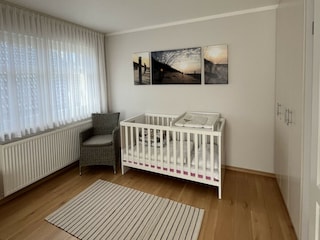 Babybett Schlafzimmer 1