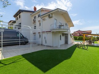 Villa Nova Vas Buitenaudio-opname 5