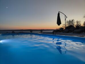 Apartment with pool in Karlobag - Tribanj Krušcica - image1