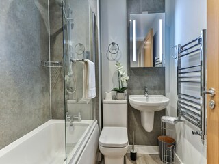 Apartment Scarborough in Yorkshire Features 25