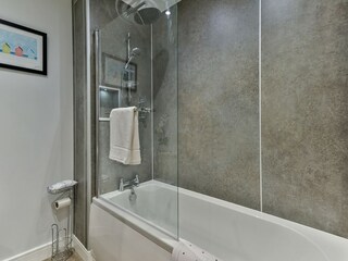 Apartment Scarborough in Yorkshire Features 11