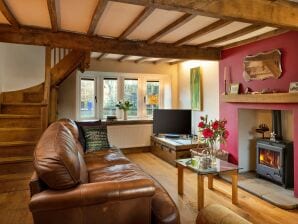 Holiday house Cozy cottage in the heart of Buxton, No Deposit - Buxton - image1