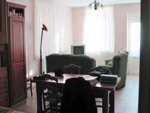 Apartment Gîte de France Am Ufer des Flusses - Remilly-Aillicourt - image1