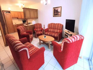 Apartment Remilly-Aillicourt  8